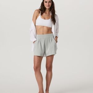 Women's Vuori Villa Short Size Small